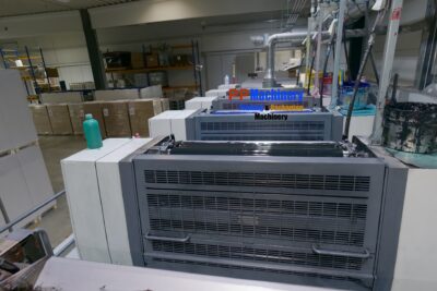 Manroland R 706 3B LV 6 colours offset press with varnishing - Image 8