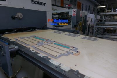 BOBST SP 102 E Automatic Die Cutting machine from 1990 - Image 11
