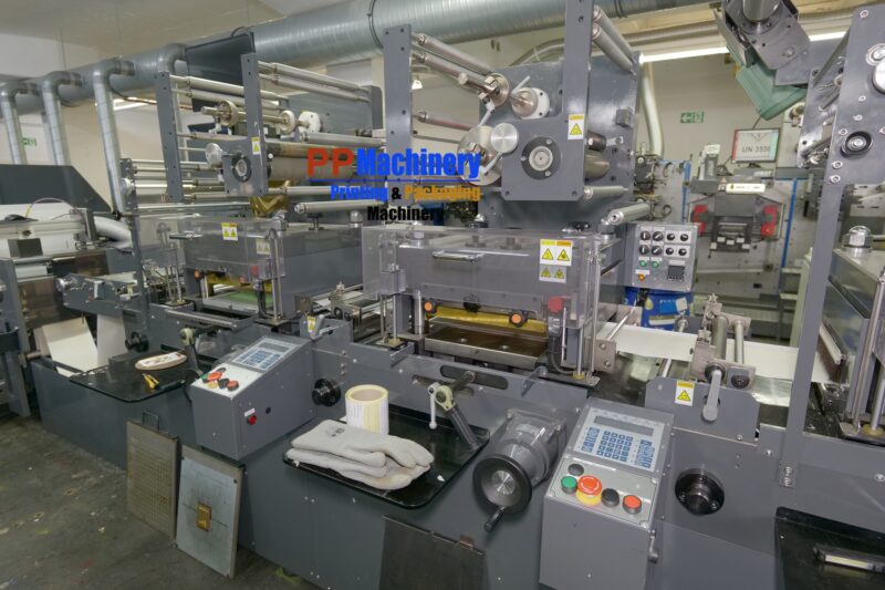 2020 Iwasaki TR 2 5 colours intermittent UV offset with 2 hotfoil units like new - label printing press - Image 13