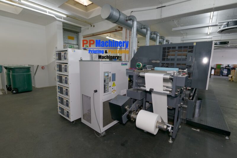 2020 Iwasaki TR 2 5 colours intermittent UV offset with 2 hotfoil units like new - label printing press - Image 6
